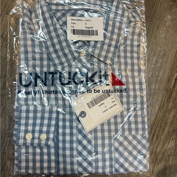 Untuckit Crispo Women’s Light Blue Gingham Plaid Button Down - Picture 5 of 5